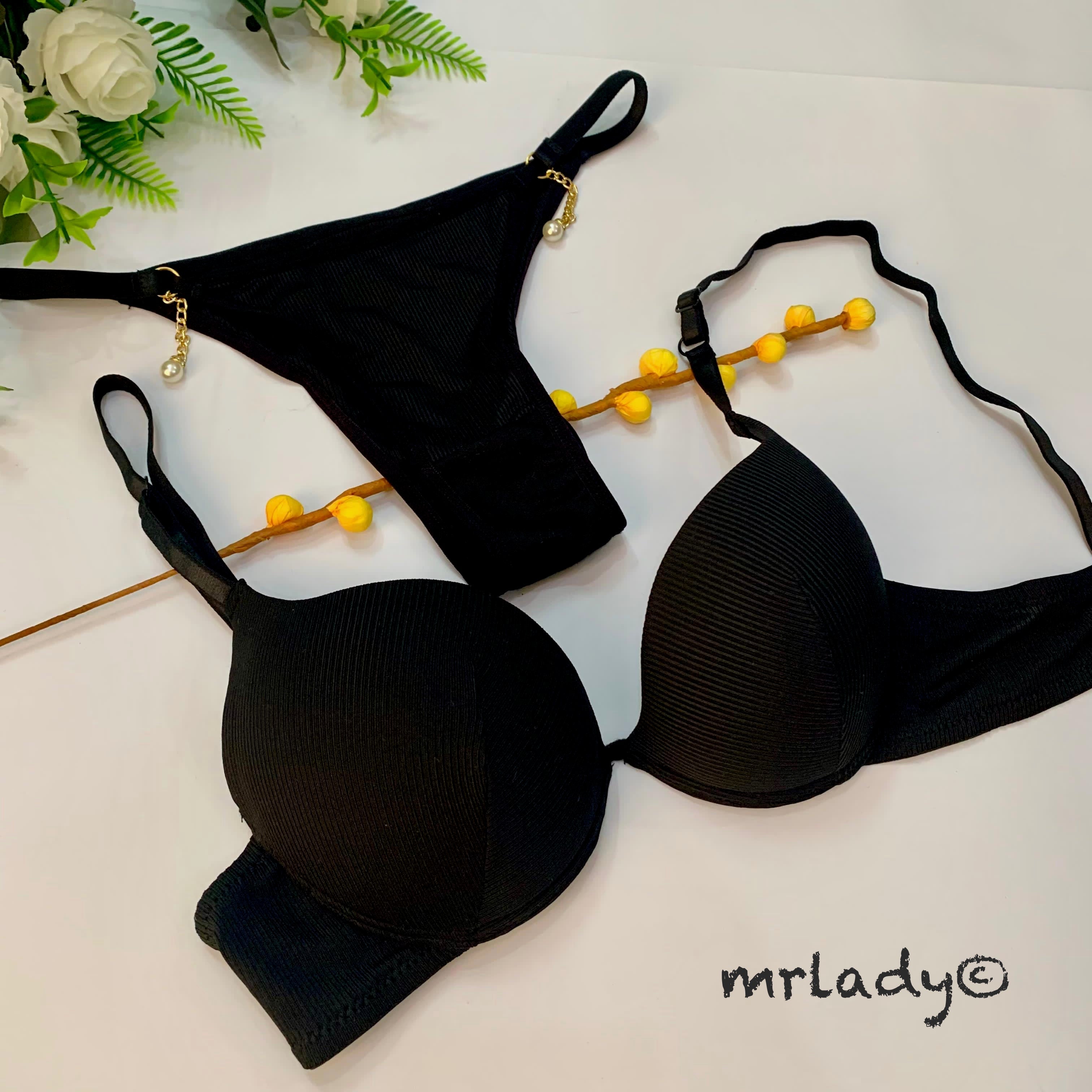 QUEEN NECKLACE THIN PAD BRA SET