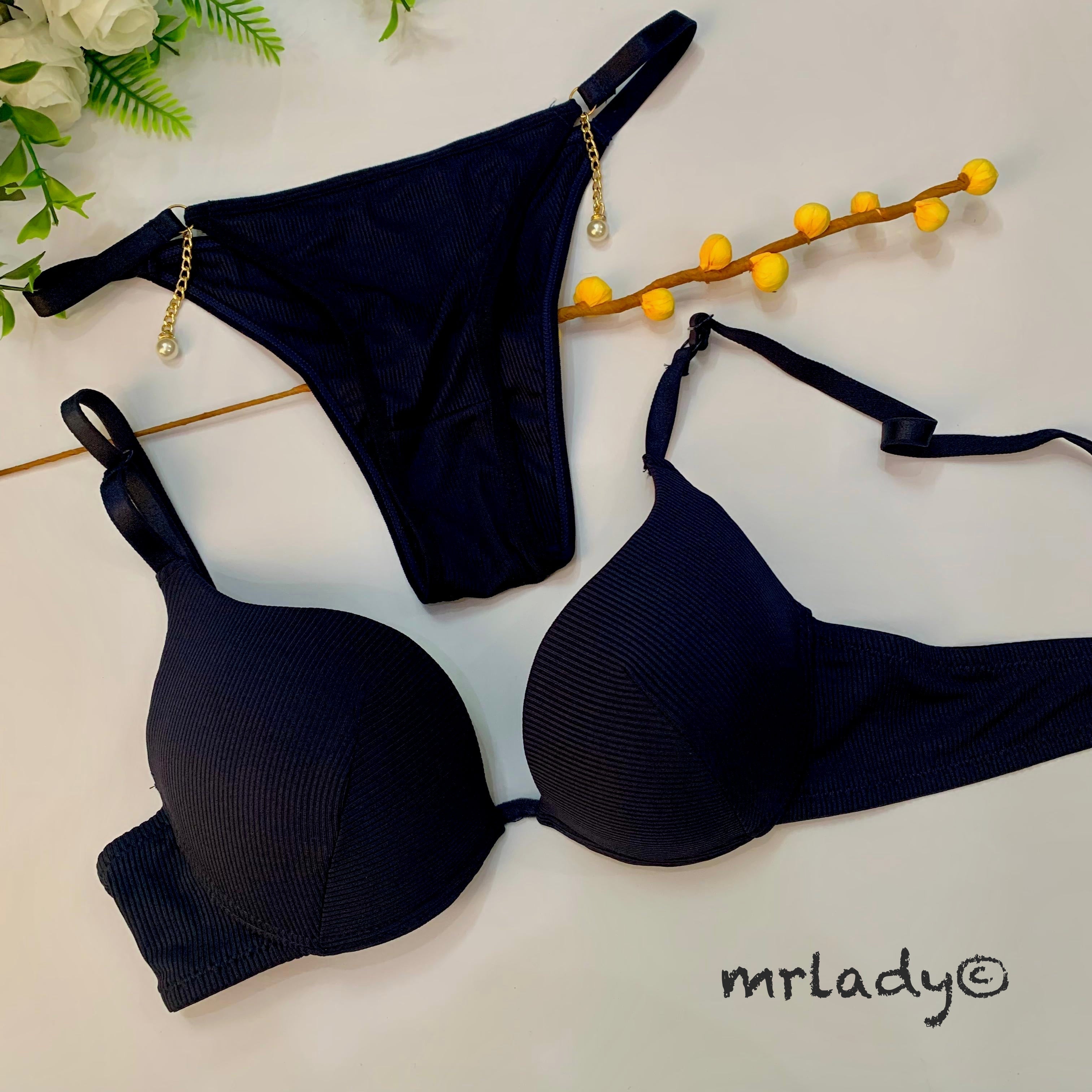 QUEEN NECKLACE THIN PAD BRA SET